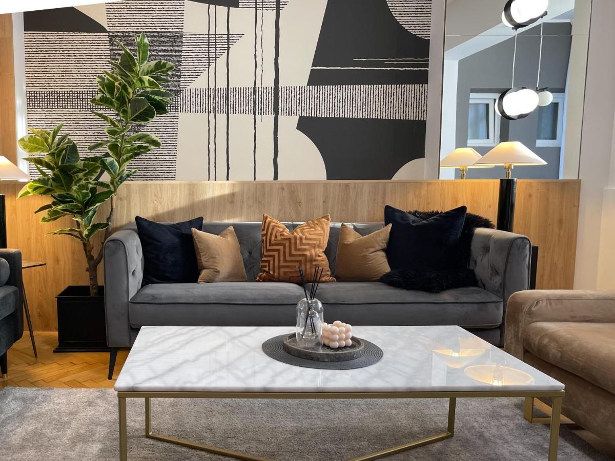 Qult - The Architect Appartement Boekarest Buitenkant foto